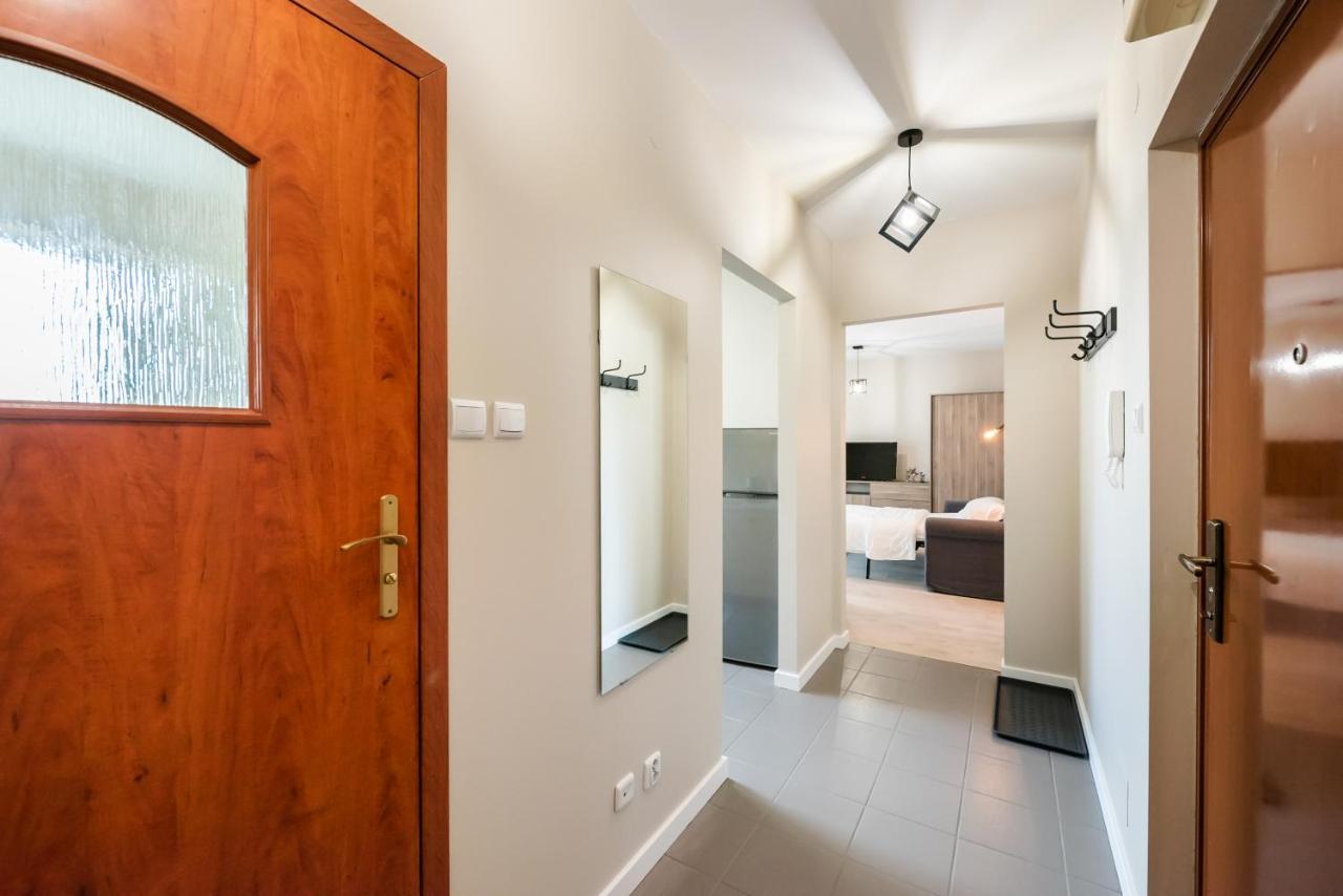 Ursus Pleasant Apartment *